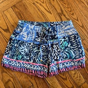 Lilly Pulitzer Shorts - size XS